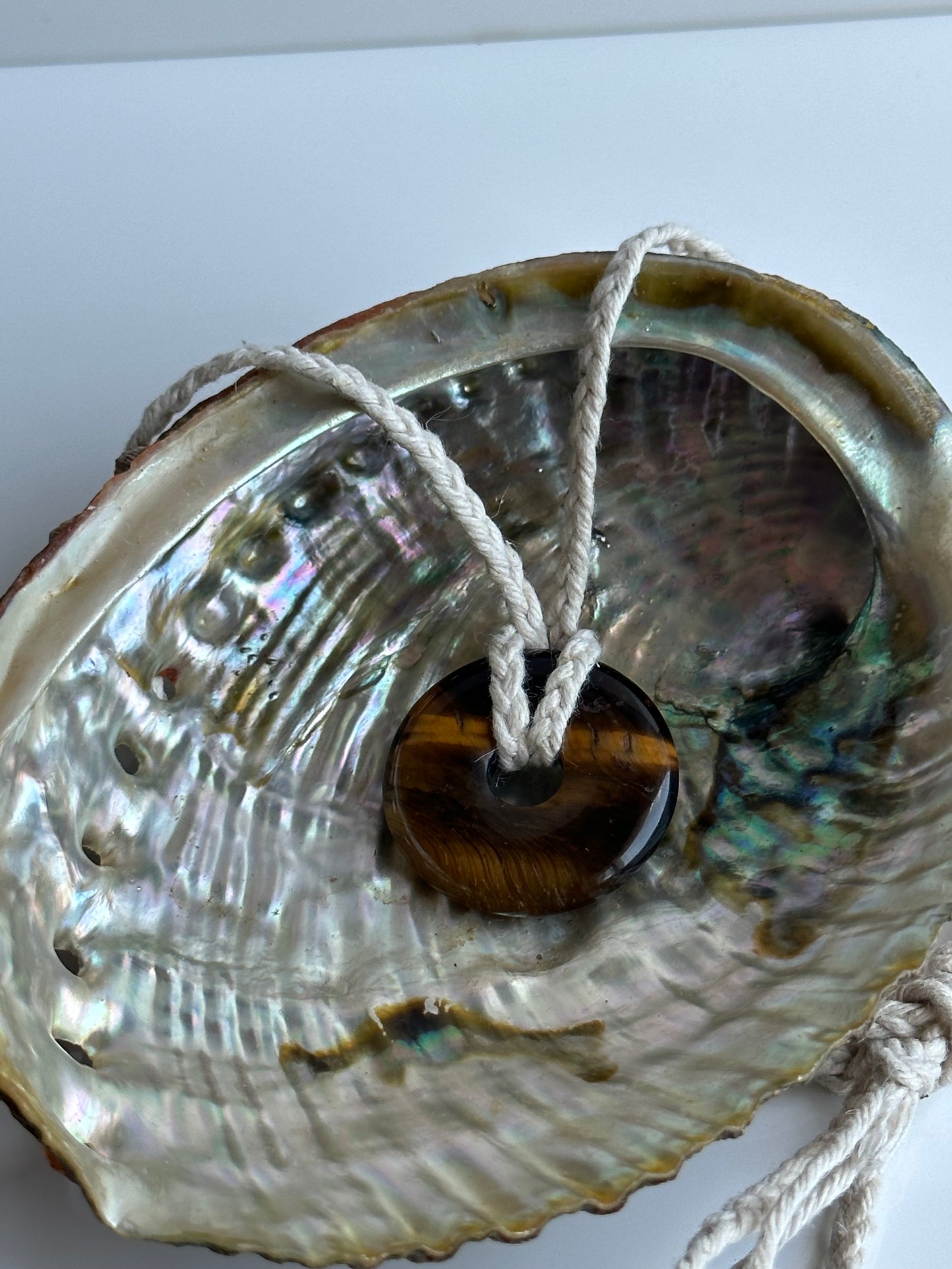 Tiger Eye Donut Braided Chord