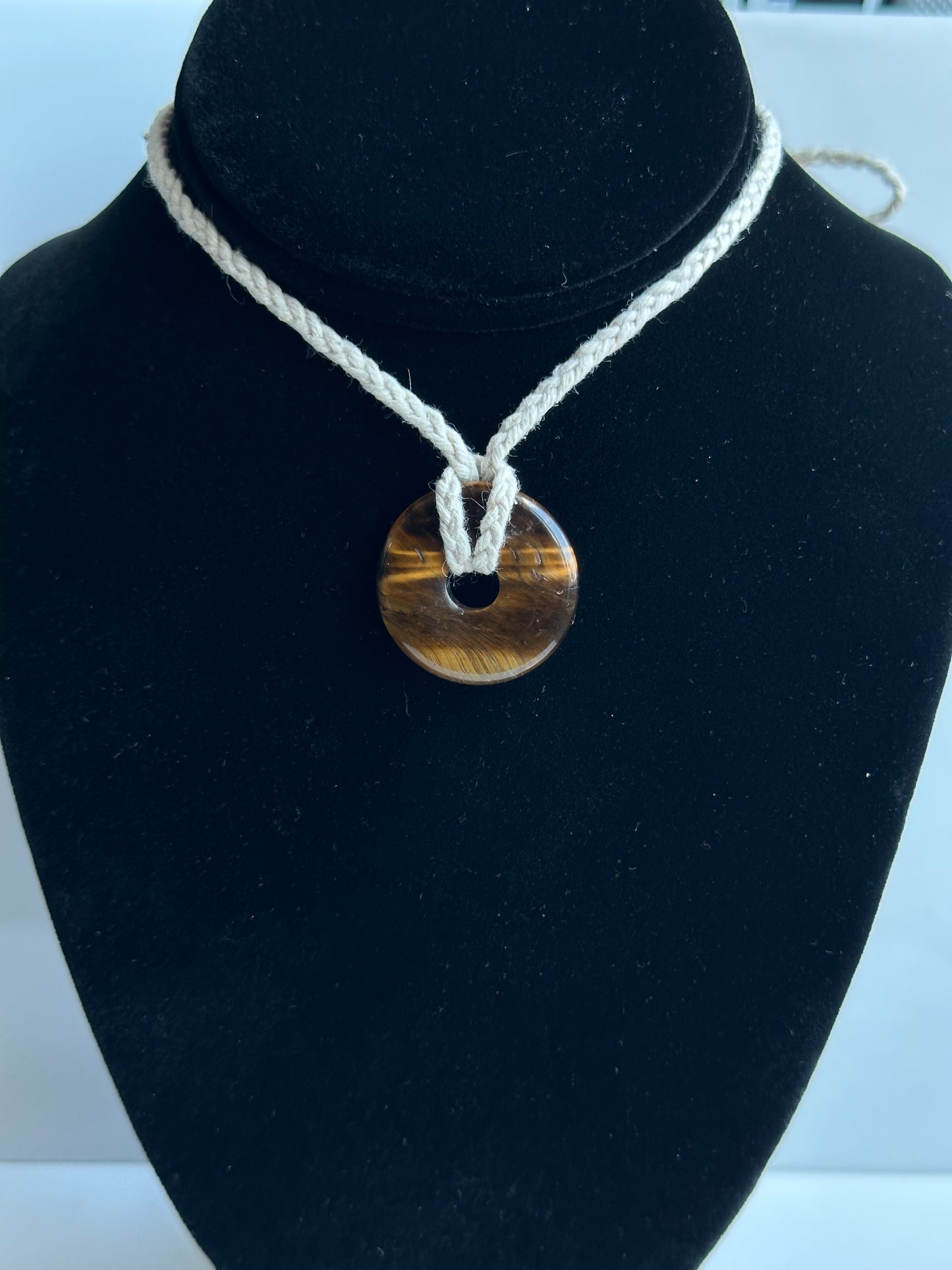 Tiger Eye Donut Braided Chord