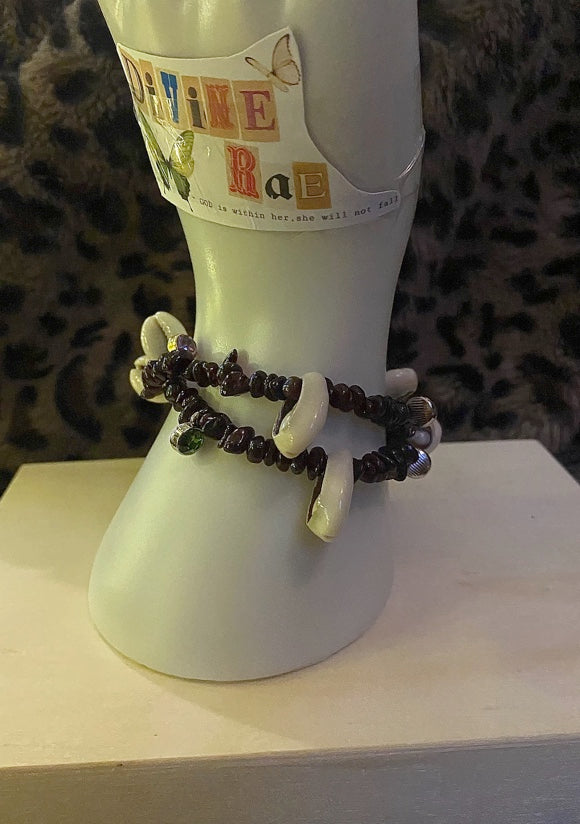 Pomegranate W/ Seashells & Charms (Bracelet)