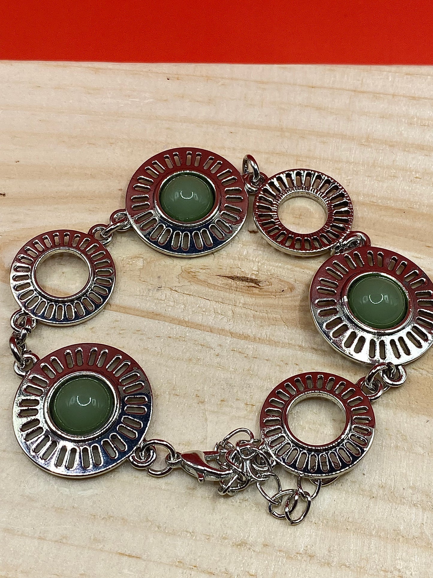 Silver Green