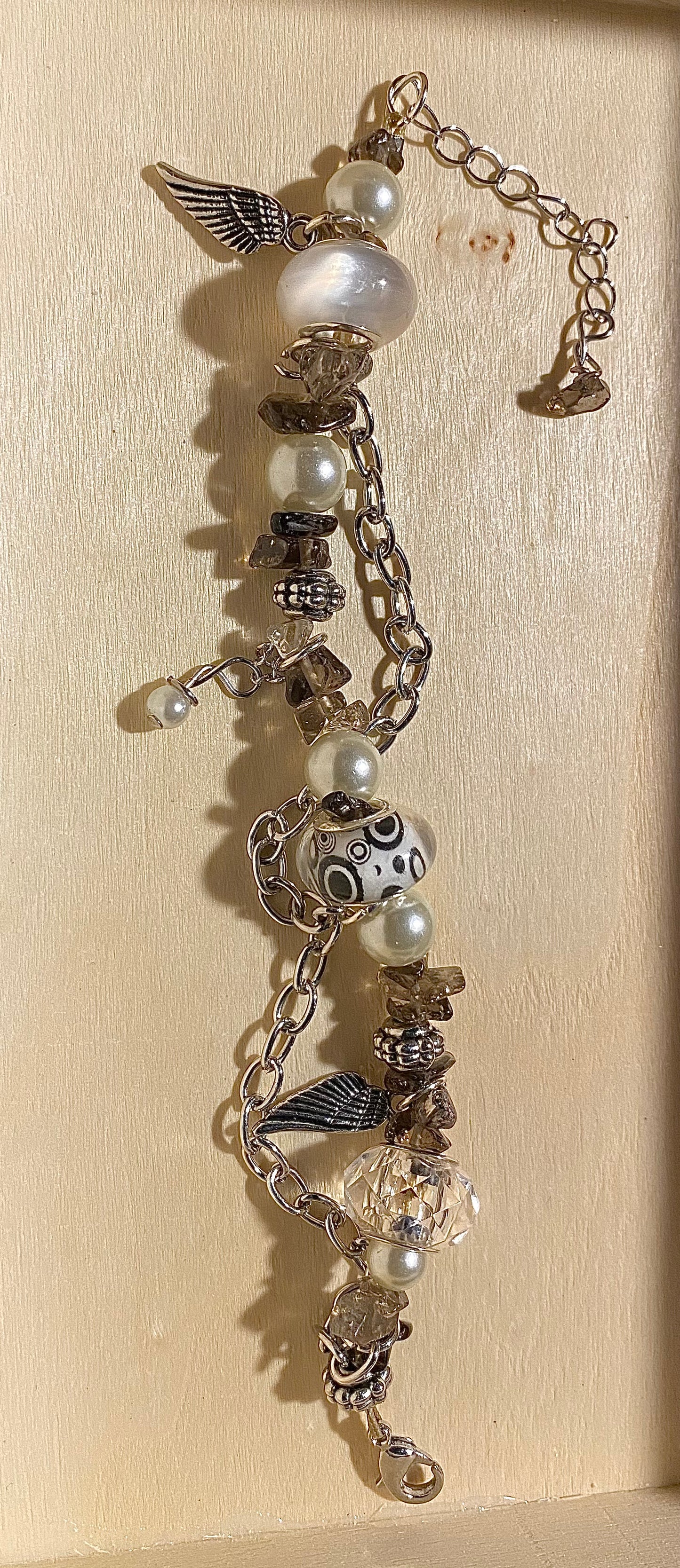 B&W Pearly Fairy Bracelet