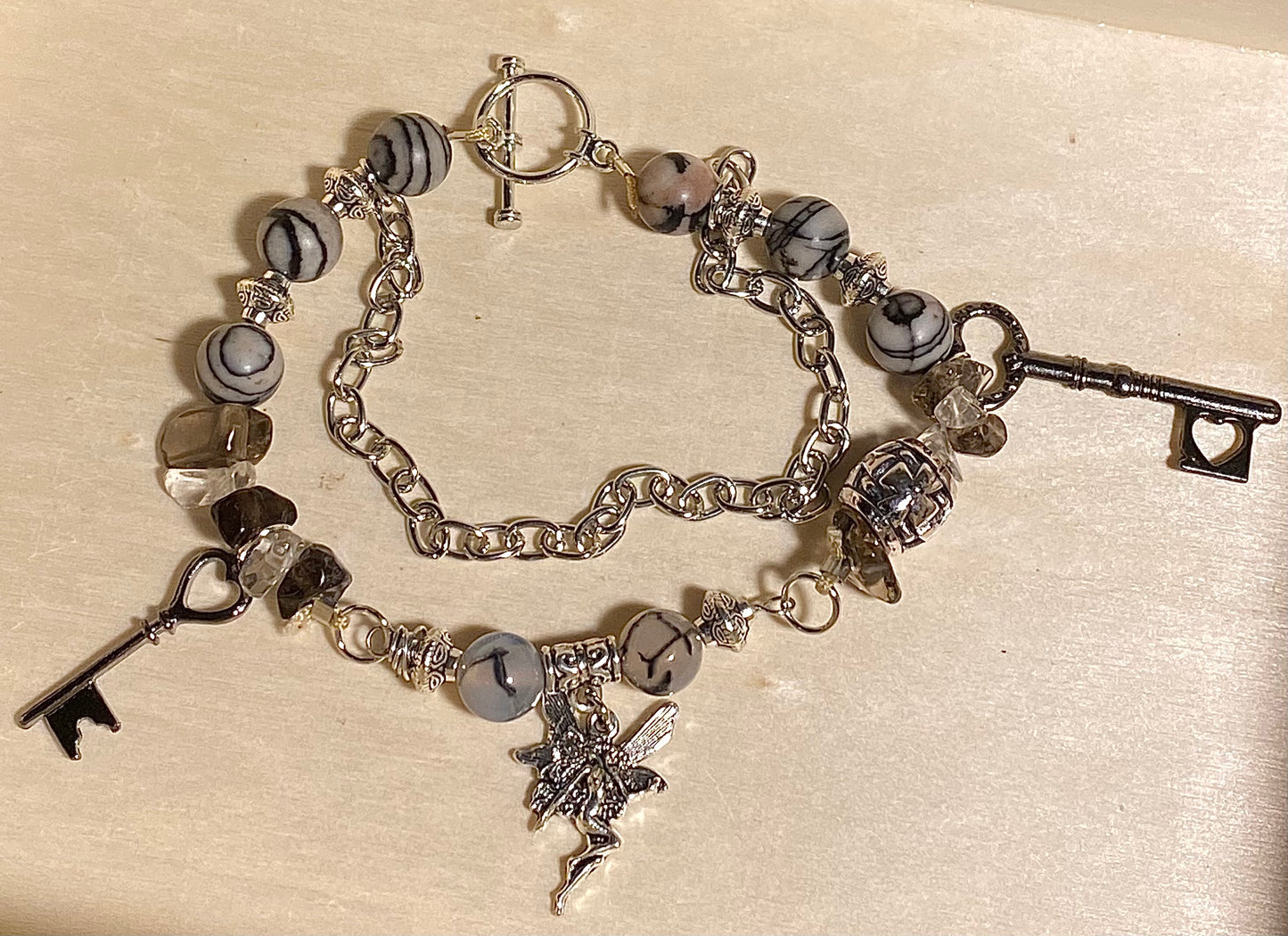 Key Fairy 🤍🖤🧚🏾