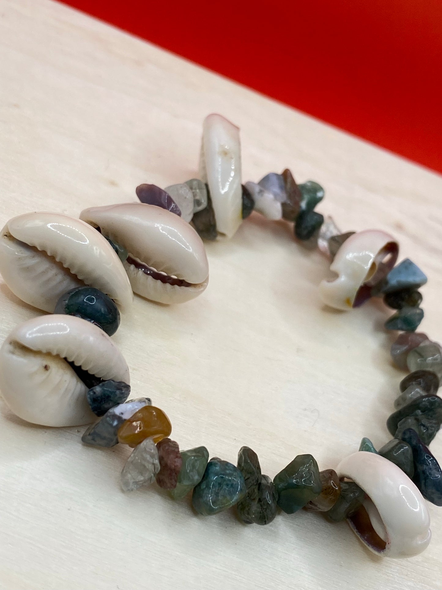Gemstone w/ Seashells