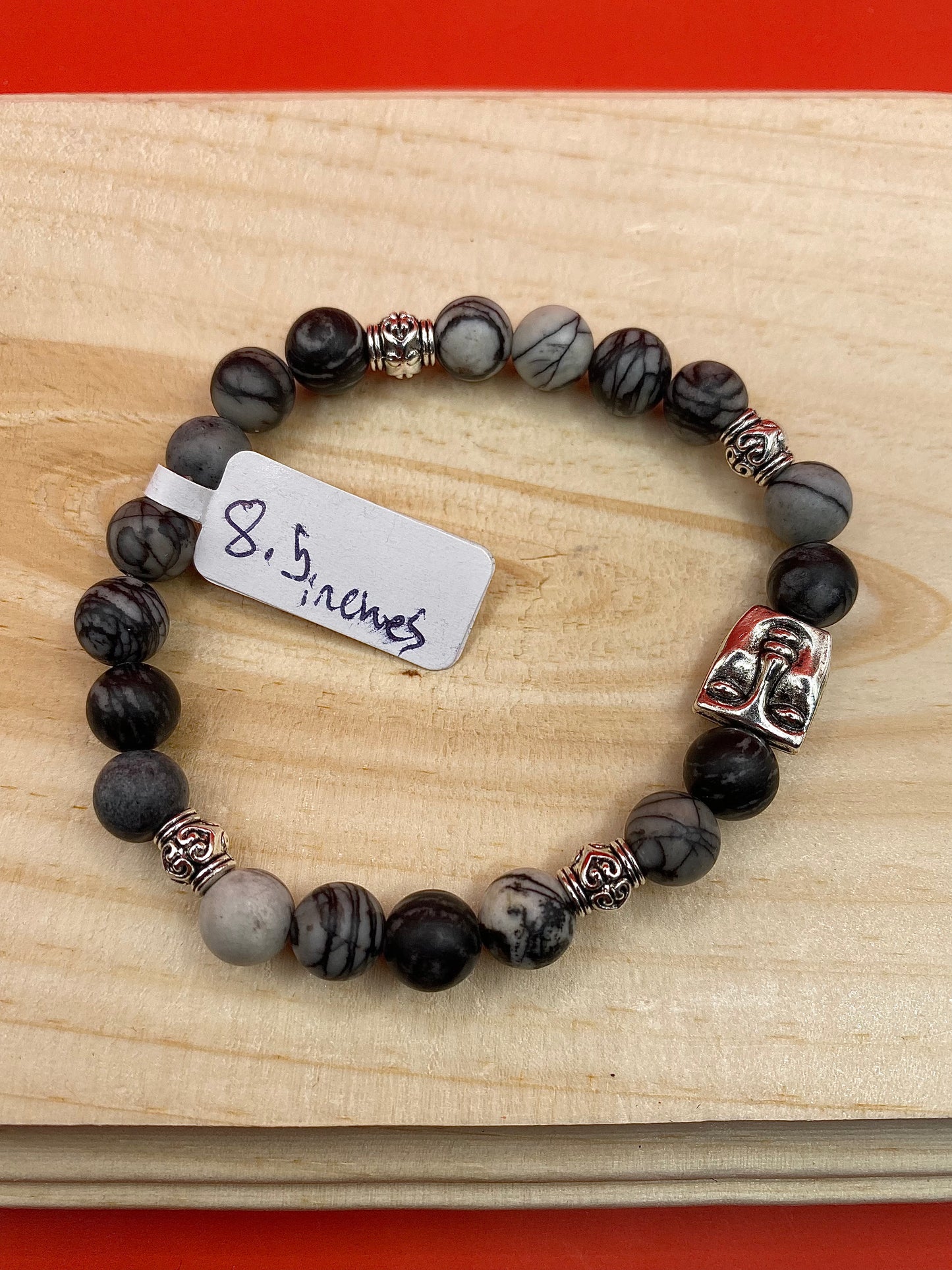 Silver Face x Black & White