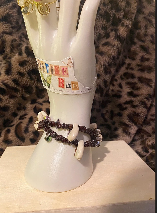 Pomegranate W/ Seashells & Charms (Bracelet)