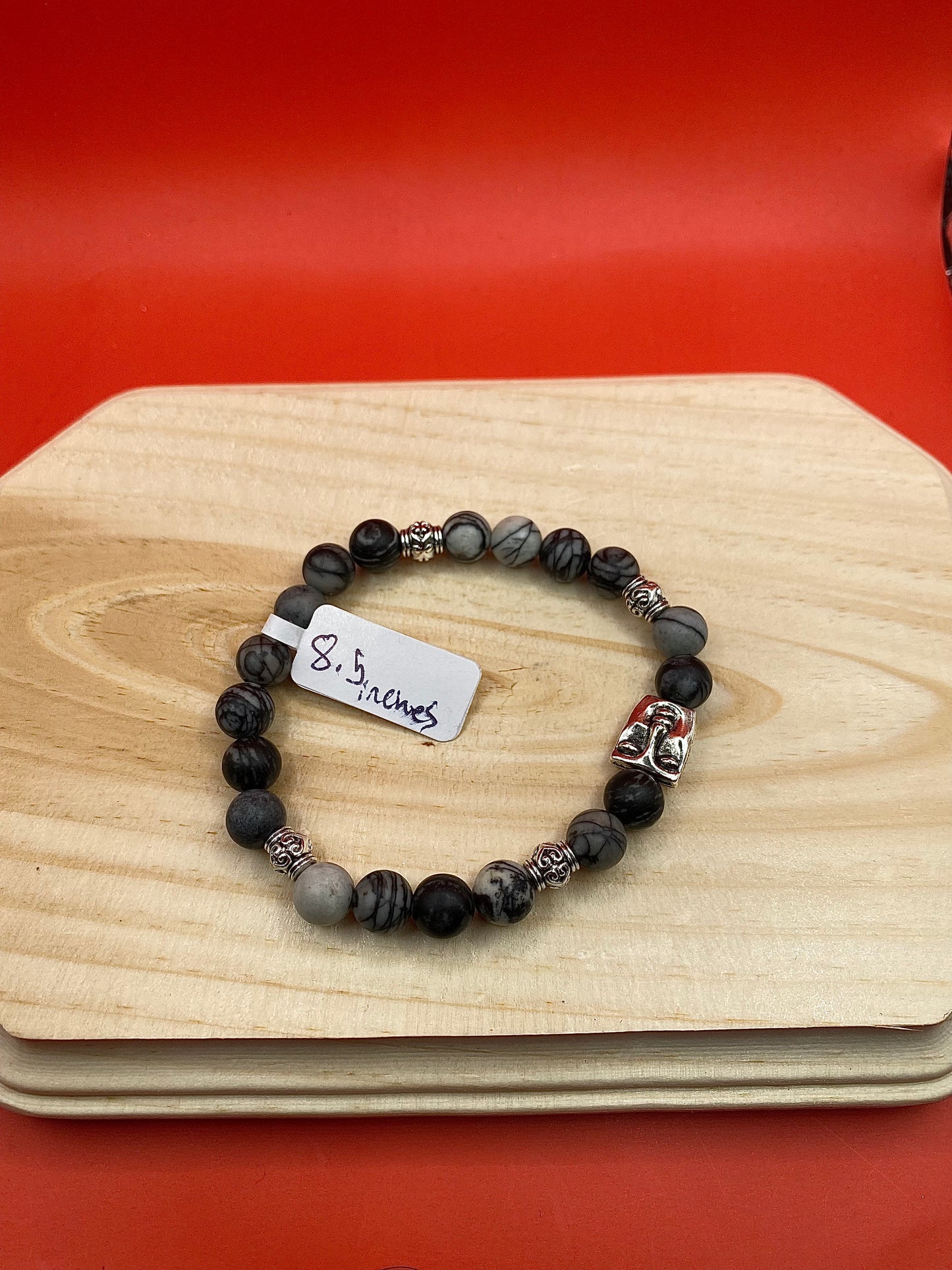 Silver Face x Black & White