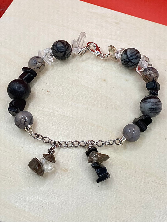 Black Onyx Dangle Bracelet