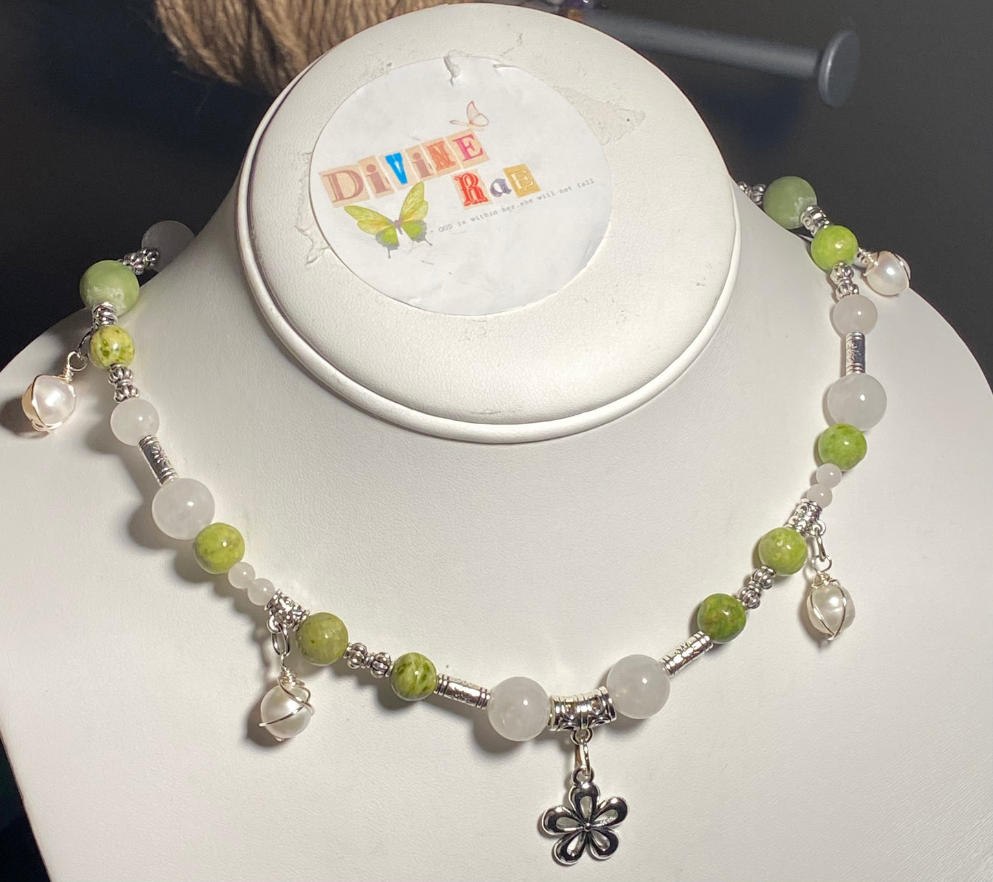 Green & White Flower