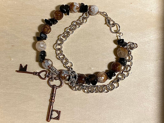 Black& Brown Key Bracelet ๐